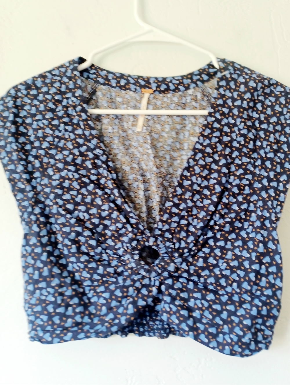 Free People Cap Sleeve Navy Print Crop Blouse With O Ring Detail